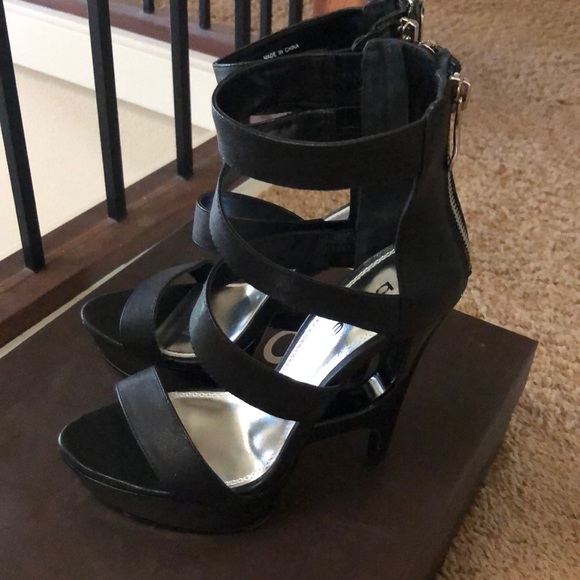 Sophisticated  Bebe shoes - Picture 8 of 8